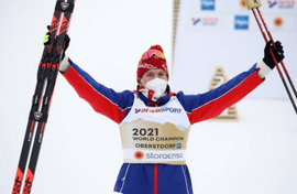 Лыжник Александр Большунов впервые выиграл «золото» Чемпионата мира