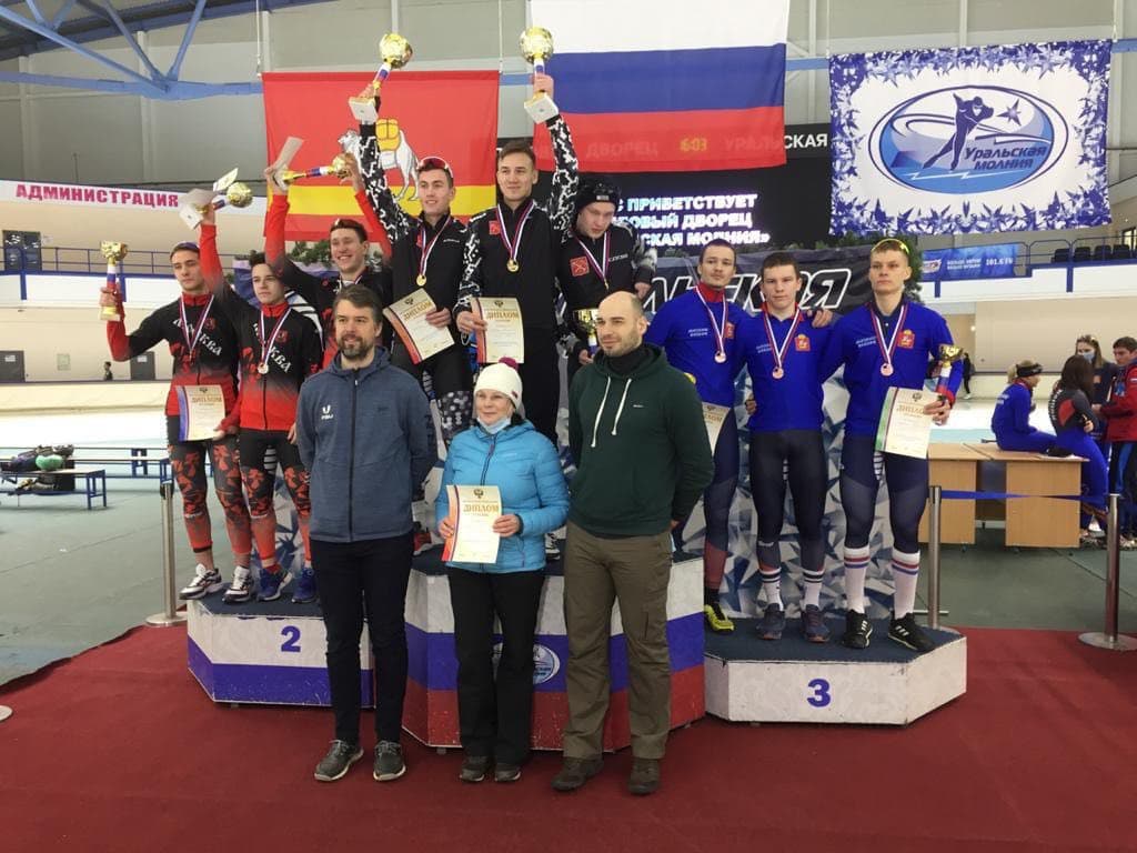 Подмосковные спортсмены завоевали 13 наград на первенстве России по конькобежному спорту