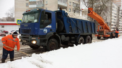 Свыше 270 тыс. кубометров снега вывезено с региональных дорог с начала года