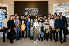 Олимпийский чемпион по волейболу Сергей Тетюхин встретился с юными посетителями Государственного музея спорта