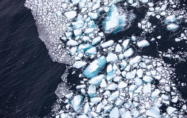 Крупнейший в мире айсберг почти растаял