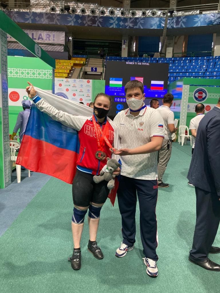 Юниорка из Подмосковья завоевала три бронзы на первенстве мира по тяжёлой атлетике