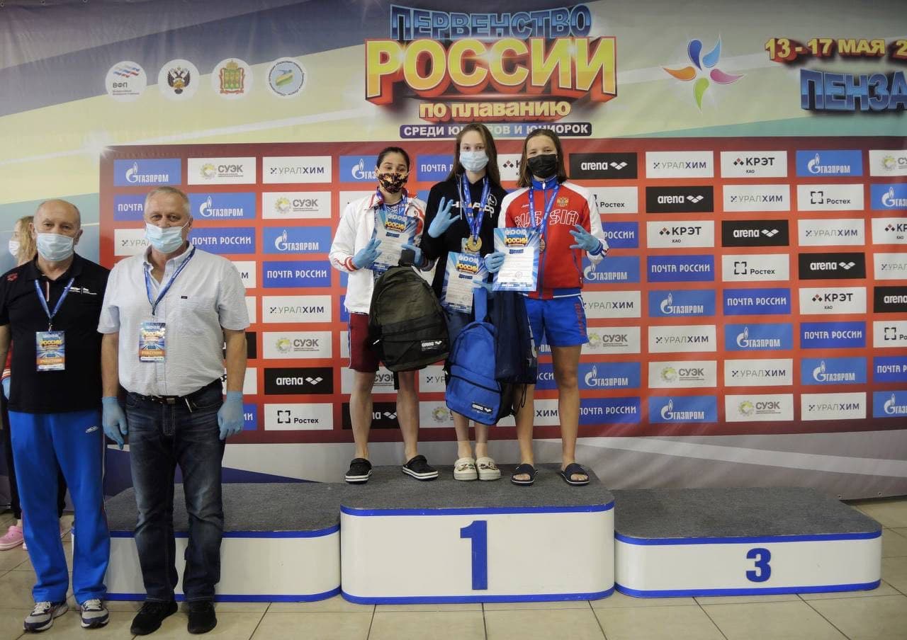 Подмосковная пловчиха завоевала два золота, серебро и бронзу на юниорском первенстве России