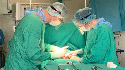 Видновские врачи спасли мужчину с COVID-19 и обширной флегмоной