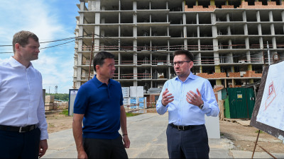 Губернатор проверил ход завершения строительства проблемных объектов ЖК «Лайково» в Одинцове
