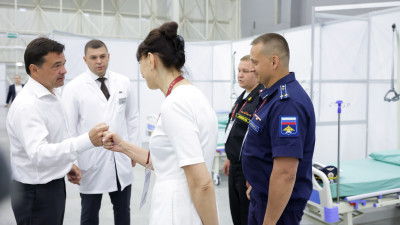 Губернатор проверил работу временного госпиталя для лечения Covid-пациентов в парке «Патриот»
