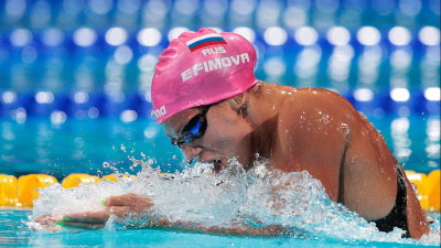 Подмосковная спортсменка завоевала 3 золотые медали на соревнованиях по плаванию