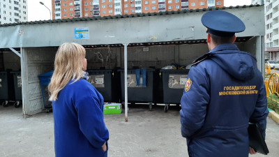 Более 2 тыс. нарушений в содержании контейнерных площадок пресекли в Подмосковье