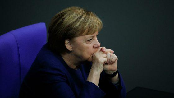 меркель получила пощёчину но вынуждена остаться