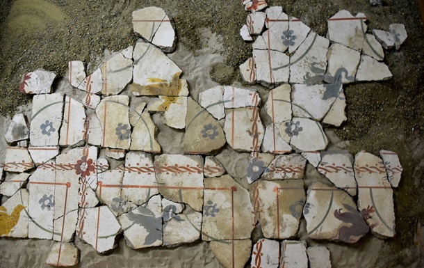 Разрушенные фрески в Помпеях восстановят роботы