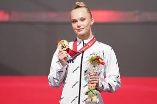 Ангелина Мельникова выиграла три медали Чемпионата мира по спортивной гимнастике, Григорий Климентьев – бронзовый призер 