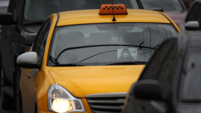 Свыше 50 тыс. бумажных разрешений на такси в Московской области получило онлайн-дубликат