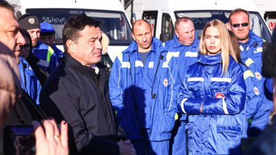 Андрей Воробьев передал ключи от 39 новых автомобилей скорой помощи в муниципалитеты региона