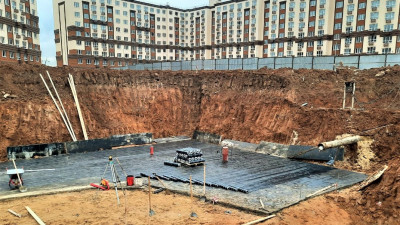 Строители приступили к разработке котлована детского сада в Ленинском округе