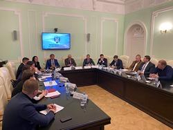 Азат Кадыров провёл встречу по вопросам применения механизмов ГЧП в сфере спорта