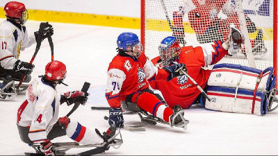 Следж-хоккеисты из Подмосковья помогли сборной России одержать три победы подряд