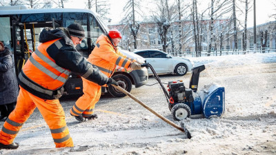 Свыше 14 тыс. дворников убирают территорию Московской области от снега
