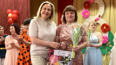 Министерство жилищно-коммунального хозяйства Московской области поздравило женщин интерната