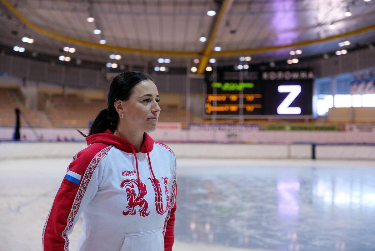 Призёр двух Олимпиад Екатерина Лобышева провела мастер-класс по конькобежному спорту для жителей Дон...