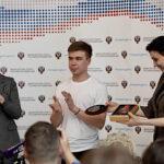 Семён Елистратов передал Государственному музею спорта олимпийские медали