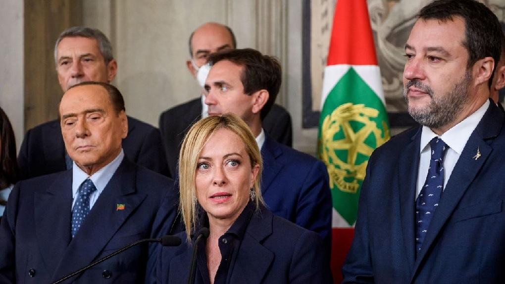 джорджа мелони официально стала премьер-министром италии