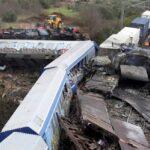 кровавая лампадифория 36 погибших в столкновении поездов в греции