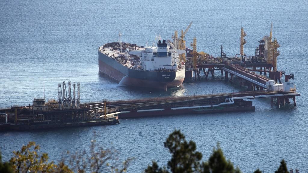 российская нефть пробила ценовой потолок в портах отгрузки