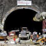в индии освобождены из завала строители туннеля