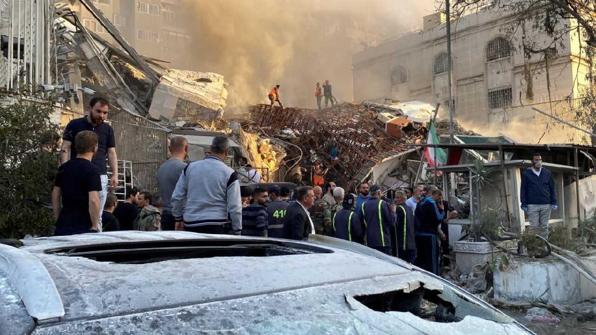 деградация дипломатии израиль разбомбил посольство ирана в сирии