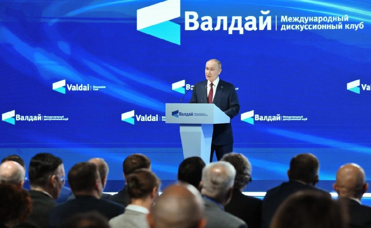 европейские лидеры дешёвые говорящие пугала путин на валдае