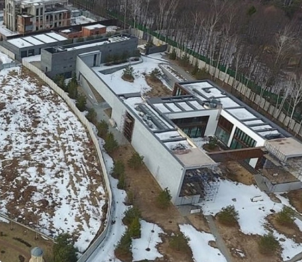 хорошо, но поздно арест денег чубайса как запоздалый жест эпохи