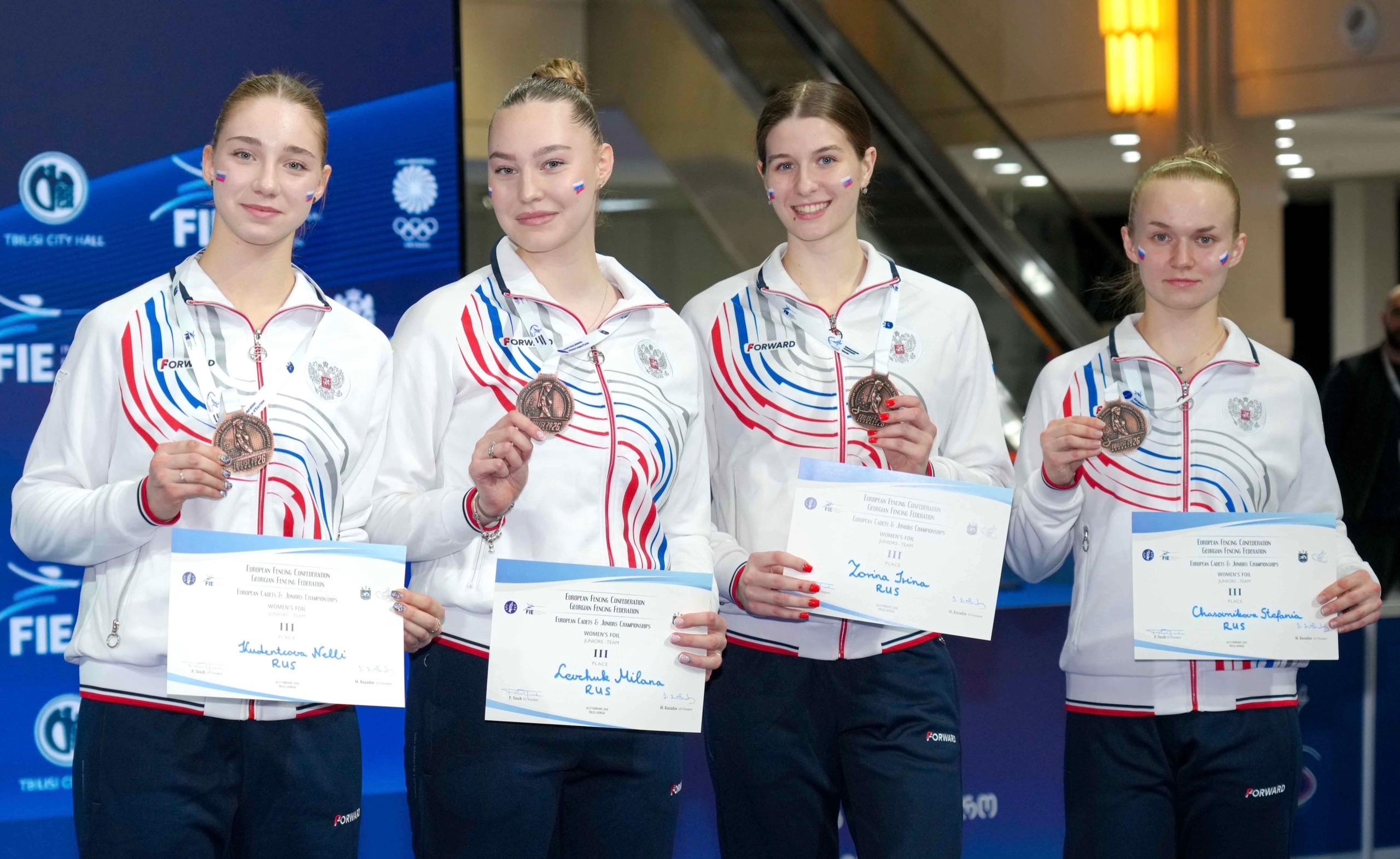 Подмосковные фехтовальщицы завоевали бронзу первенства Европы