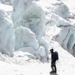 эверест на паузе ледяная пробка остановила сезон восхождений